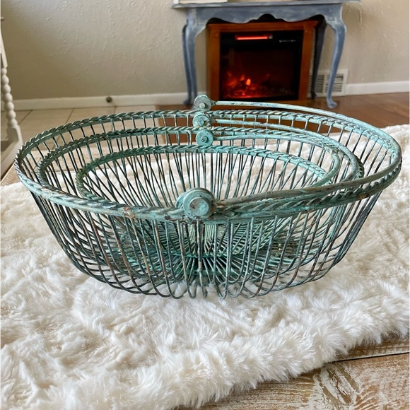 🧺3 Wire Farmhouse Oval Baskets🧺 - Picture 3 of 16